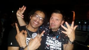 Groove und Jason im Surface (Foto: WMG)